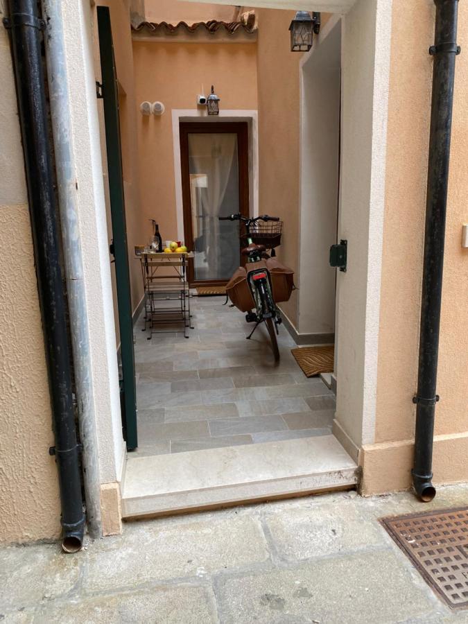 Casabella Chioggia Casa Indipendente Con Corte ภายนอก รูปภาพ