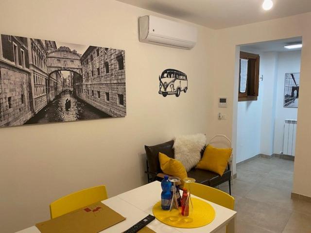 Casabella Chioggia Casa Indipendente Con Corte ภายนอก รูปภาพ